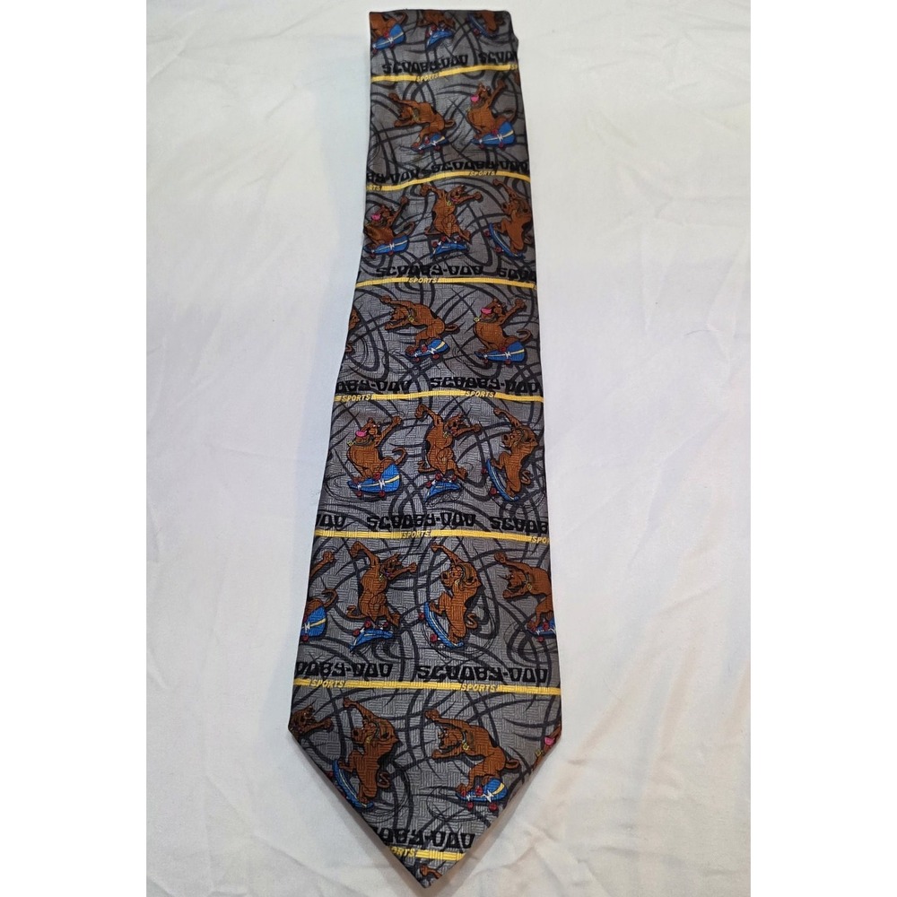 Scooby-Doo skateboard 2003 100% Silk Tie Cartoon‎ Network
